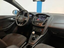 
										FORD FOCUS 1.0 ECOBOOST completo									