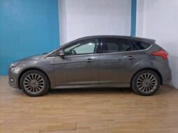 
										FORD FOCUS 1.0 ECOBOOST completo									