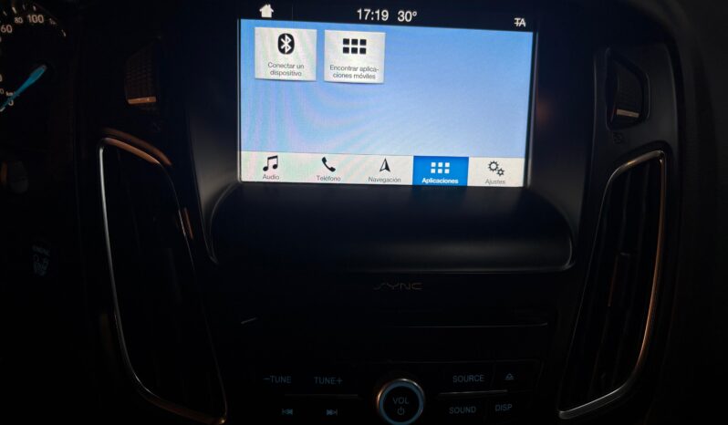 
								FORD FOCUS 1.0 ECOBOOST completo									