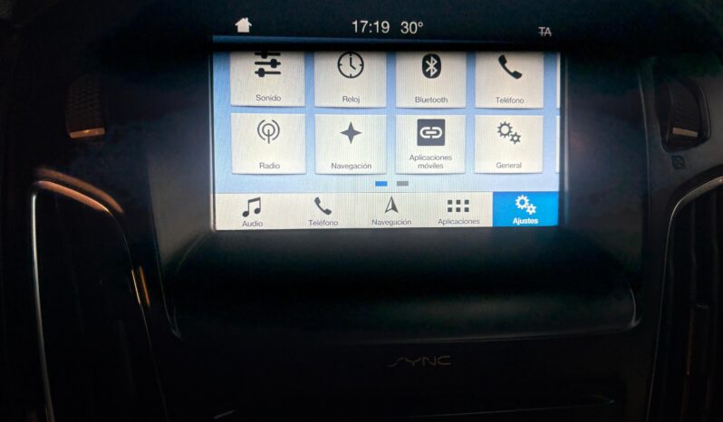 
								FORD FOCUS 1.0 ECOBOOST completo									