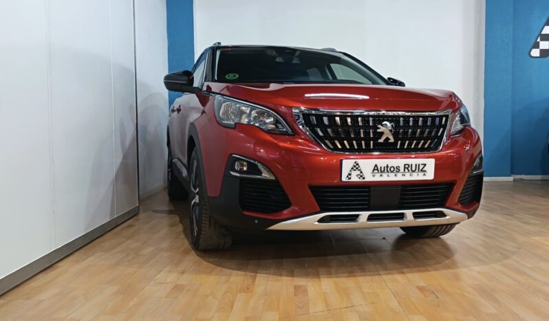 
								PEUGEOT 3008 1.2 ALLURE completo									