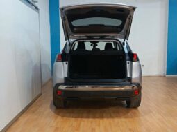 
										PEUGEOT 3008 1.5 ALLURE completo									