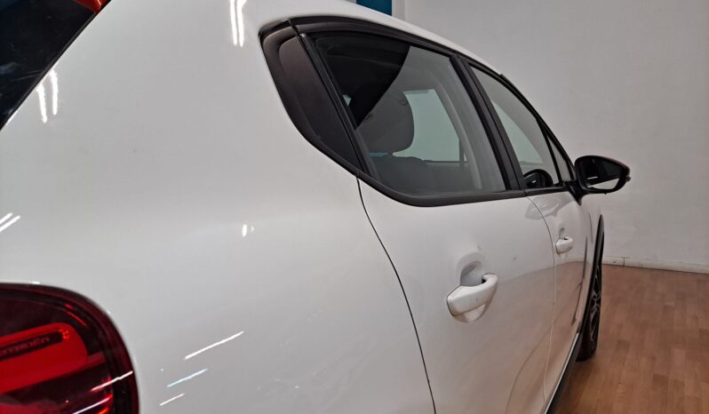 
								CITROEN C3 1.2 FEEL completo									