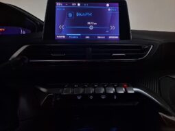 
										PEUGEOT 3008 1.5 ACTIVE completo									