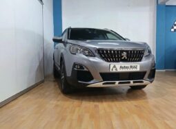 
										PEUGEOT 3008 1.5 ALLURE completo									