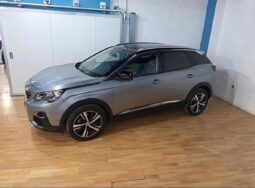 
										PEUGEOT 3008 1.5 ALLURE completo									