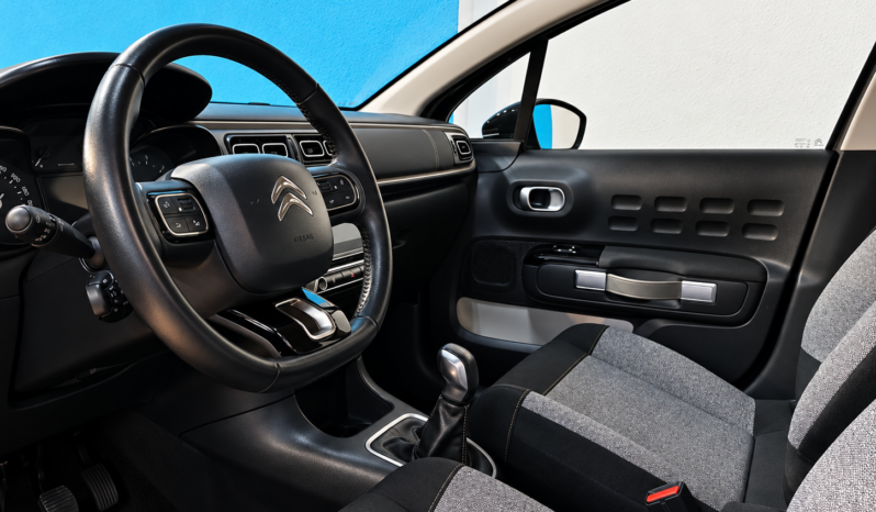 
								CITROEN C3 1.2 S&S PLUS completo									