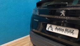 
										PEUGEOT 3008 1.5 ACTIVE completo									