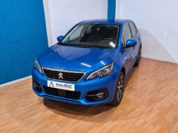 
										PEUGEOT 308 1.5 STYLE completo									