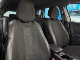 
										PEUGEOT 308 1.5 STYLE completo									