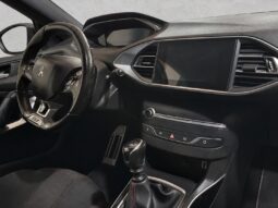 
										PEUGEOT 308 1.5 STYLE completo									
