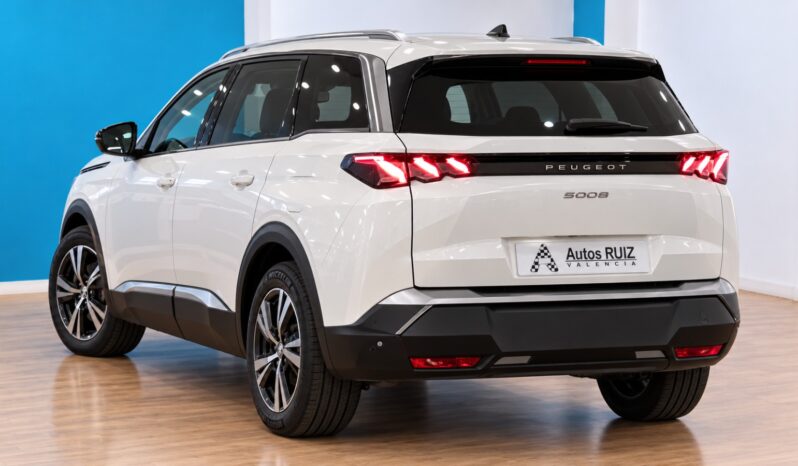 
								PEUGEOT 5008 1.2 ALLURE PACK completo									